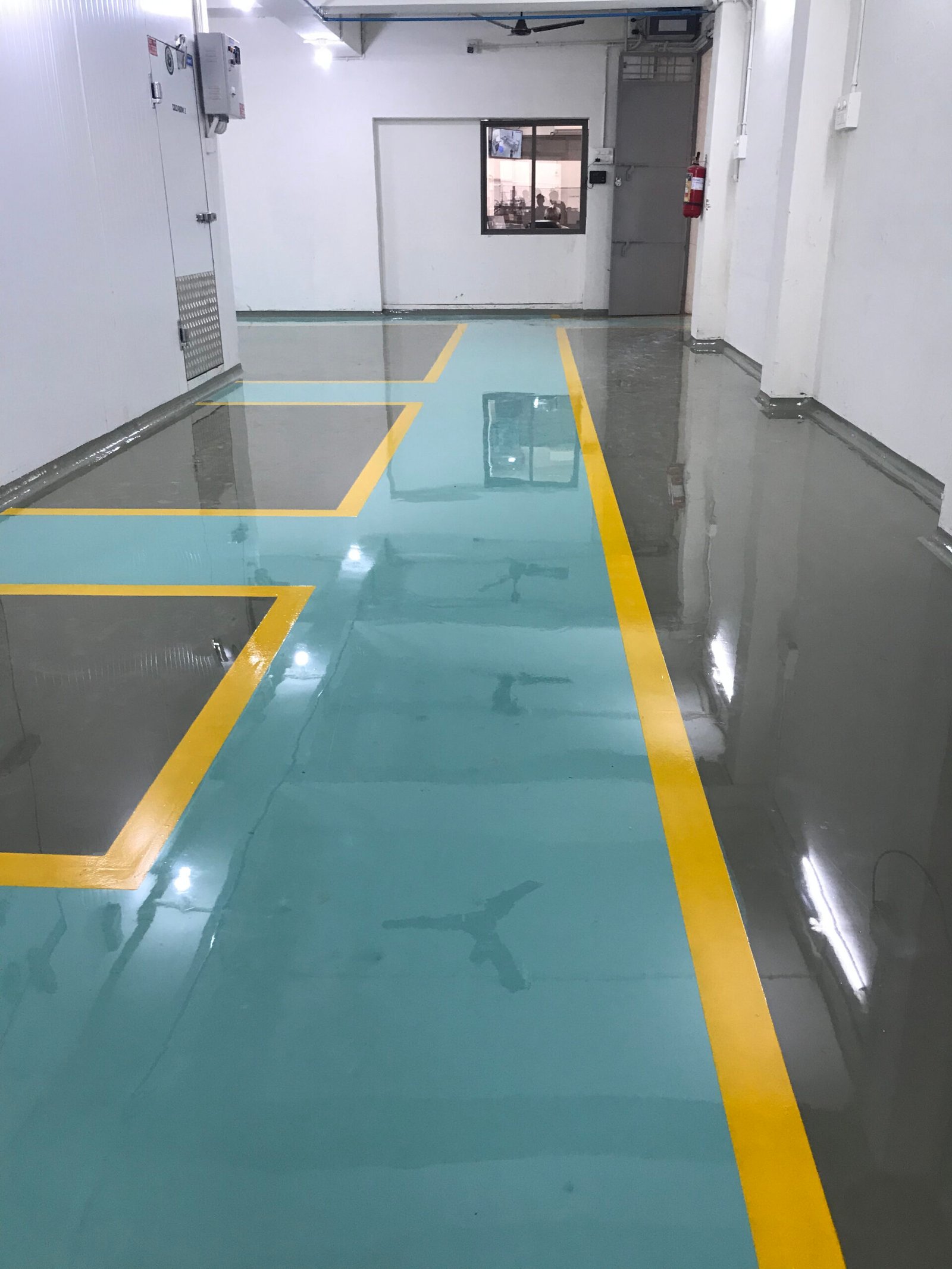 Industrial epoxy flooring